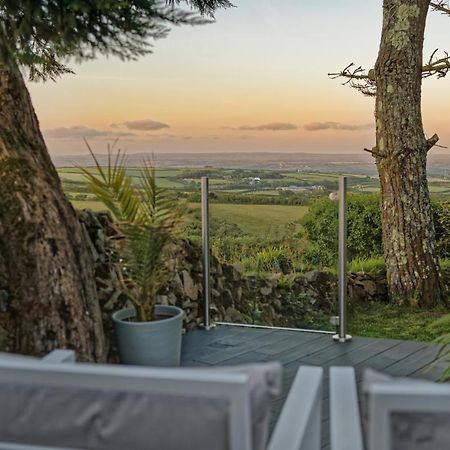 Ludgvan Scandi Cabin On A Hill, With Stunning Panoramic Views מראה חיצוני תמונה