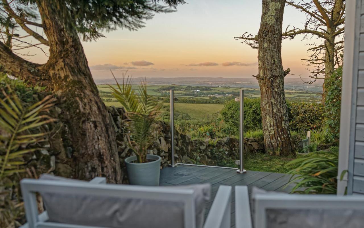 Ludgvan Scandi Cabin On A Hill, With Stunning Panoramic Views מראה חיצוני תמונה