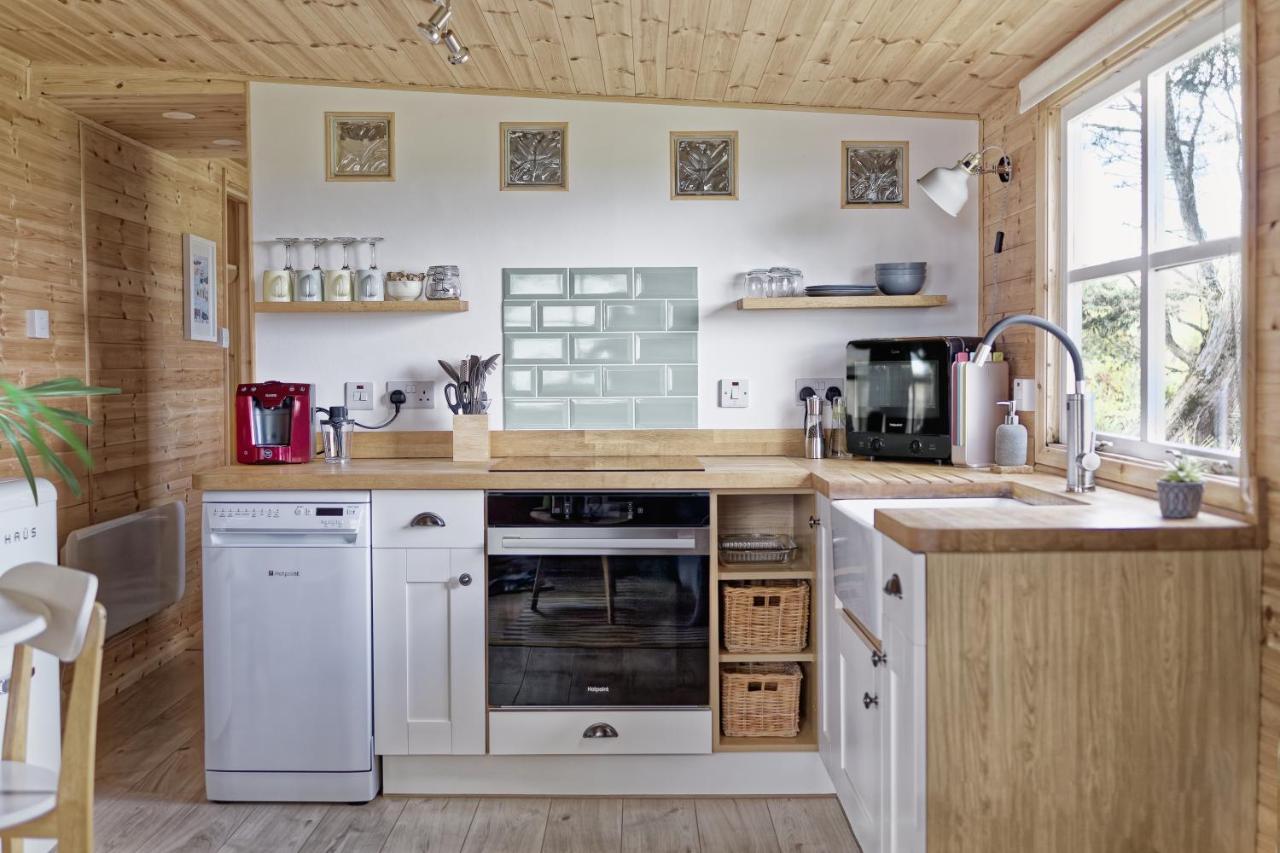 Ludgvan Scandi Cabin On A Hill, With Stunning Panoramic Views מראה חיצוני תמונה