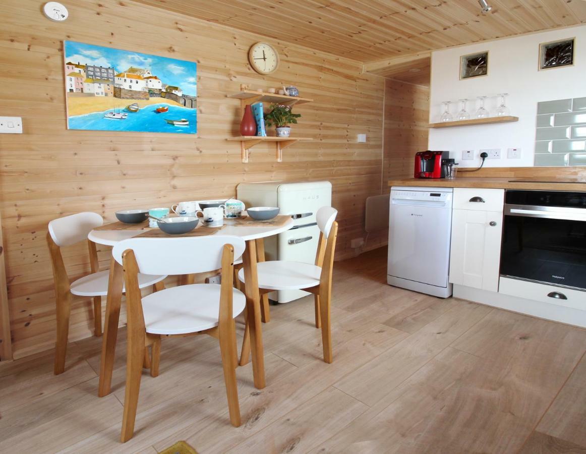 Ludgvan Scandi Cabin On A Hill, With Stunning Panoramic Views מראה חיצוני תמונה