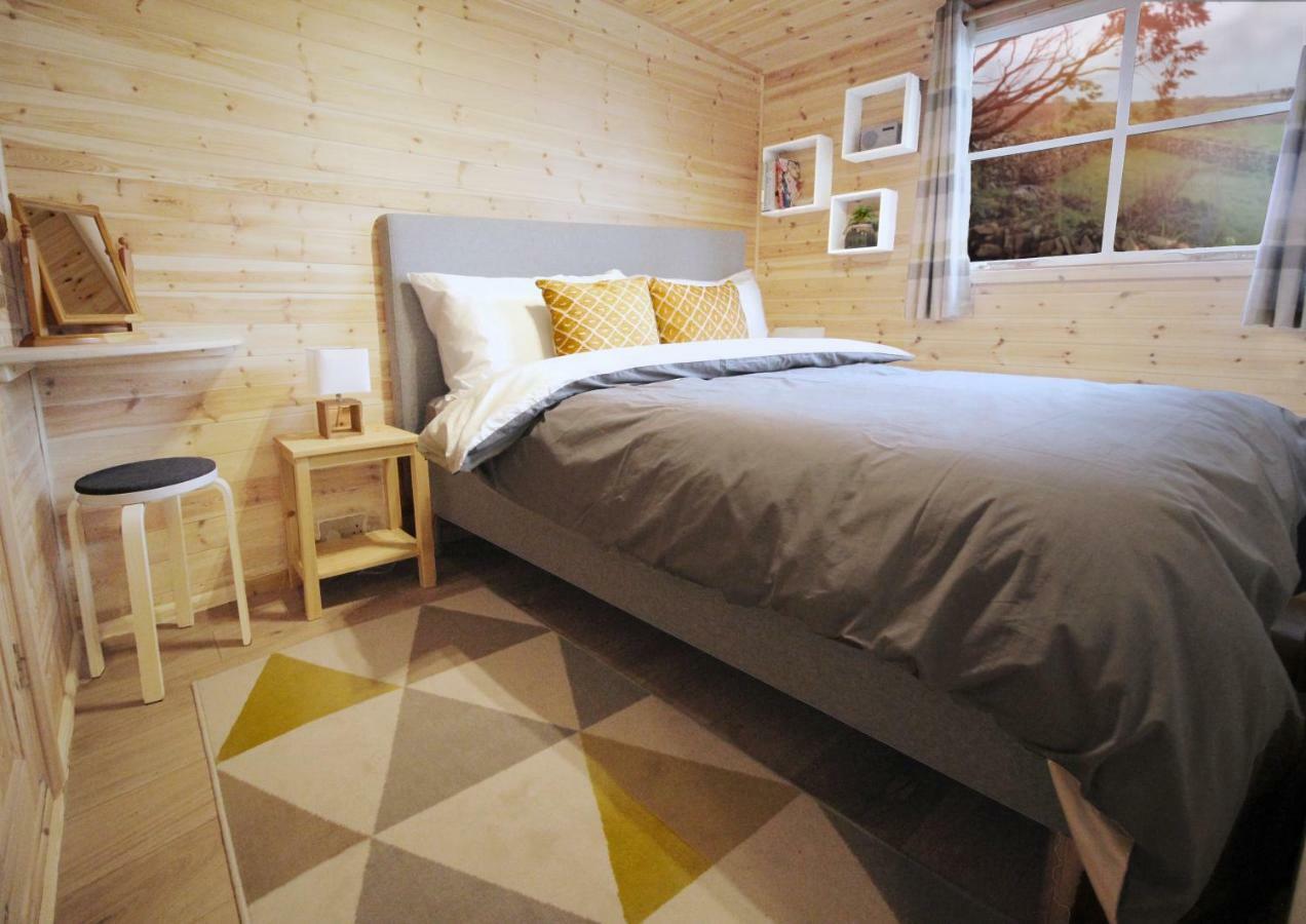 Ludgvan Scandi Cabin On A Hill, With Stunning Panoramic Views מראה חיצוני תמונה